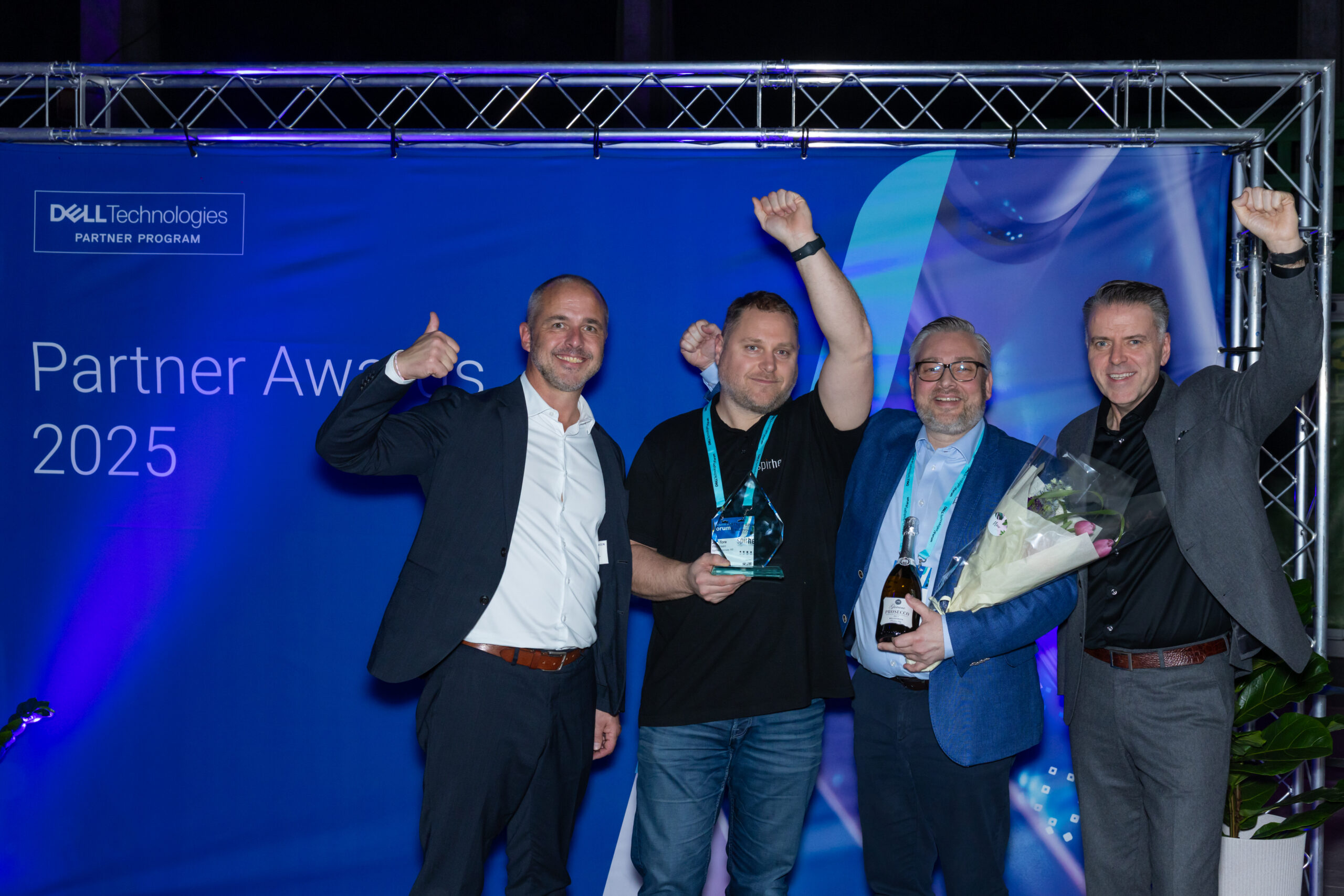 Spirhed team receives the Dell Technologies Breakthrough Award 2025 at the Partner Awards in Oslo.